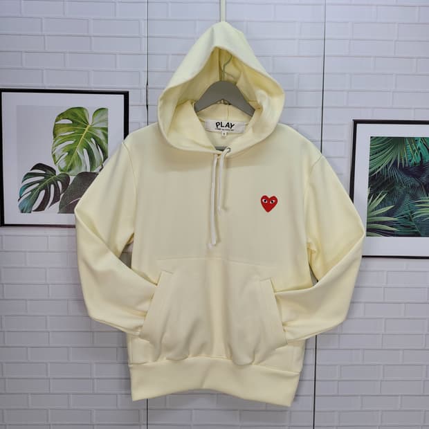 꼼데가르송 레드 하트 후드 긴팔 티셔츠 AZ-T174 S사이즈