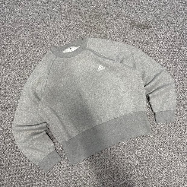 나이키 그레이 맨투맨