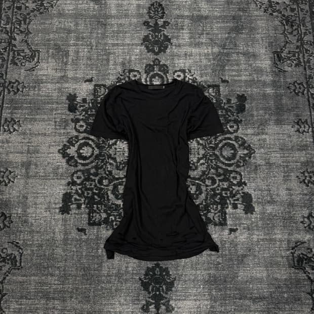 Fuga black distressed t shirts