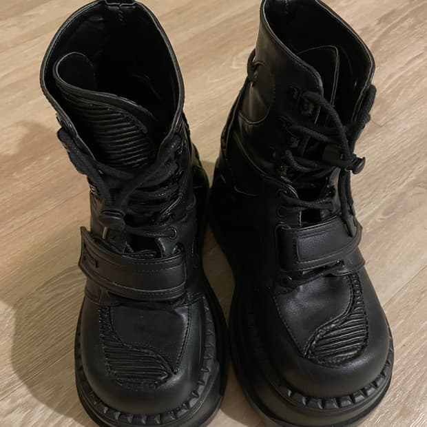 데모니아 스톰프 하이 us7