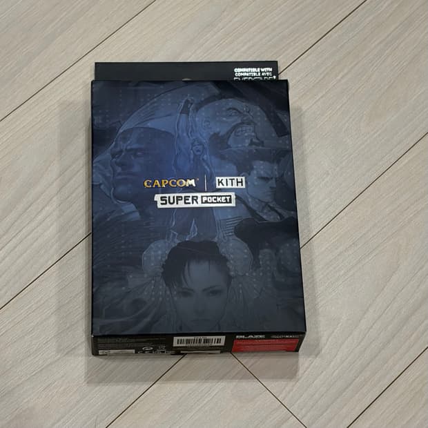 [USED] KITH x CAPCOM SUPER POCKET