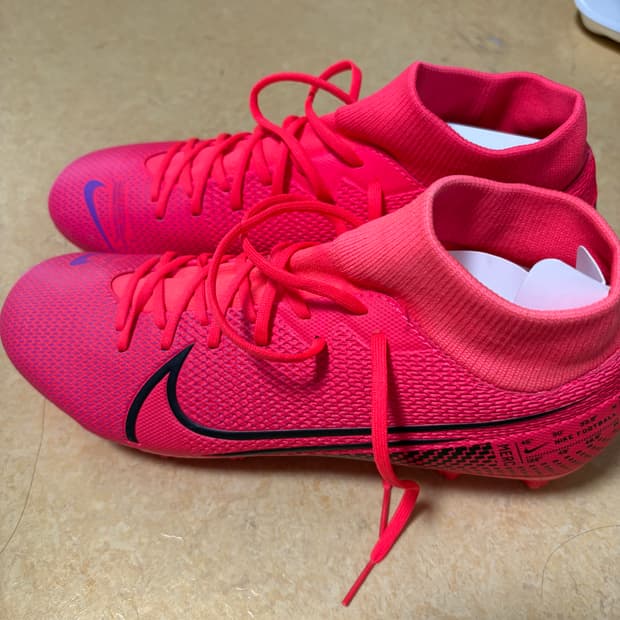 나이키 머큐리얼 축구화 265 새상품