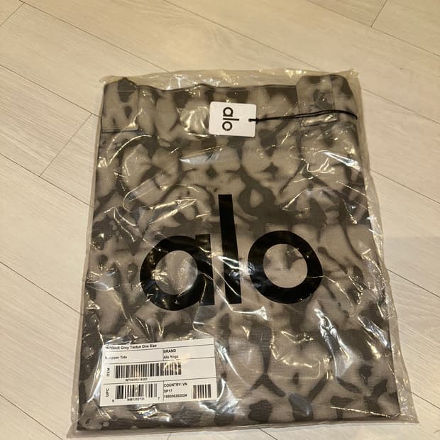 알로요가 쇼퍼도트백 