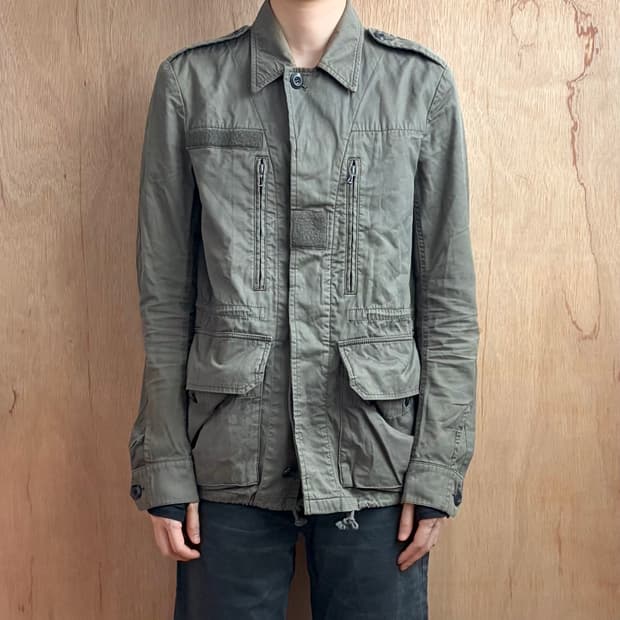 어태치먼트 밀리터리 자켓