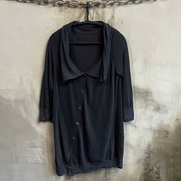 트랜짓 비대칭 가디건