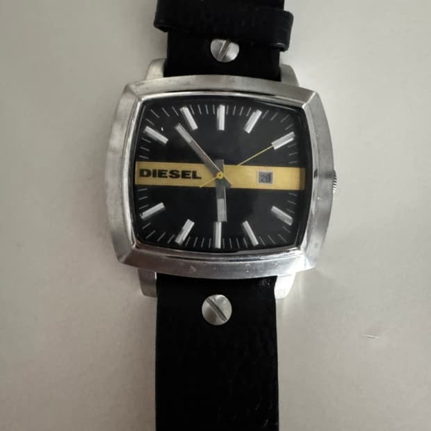 디젤 빈티지 시계