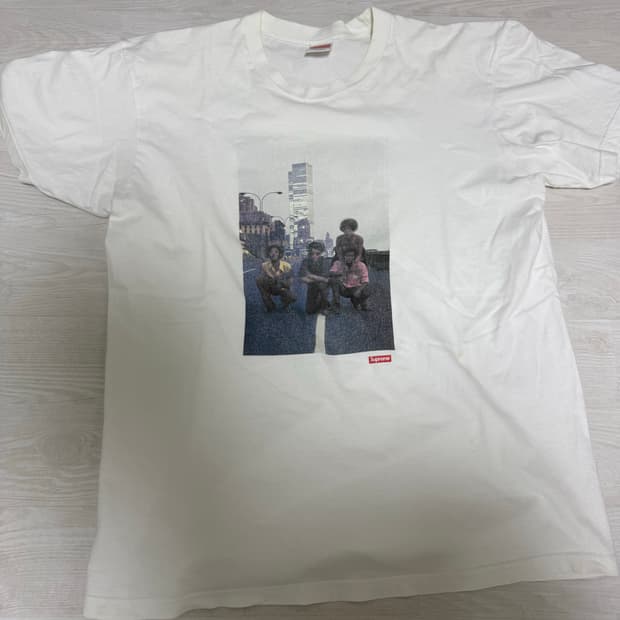 슈프림 파블로 티 L