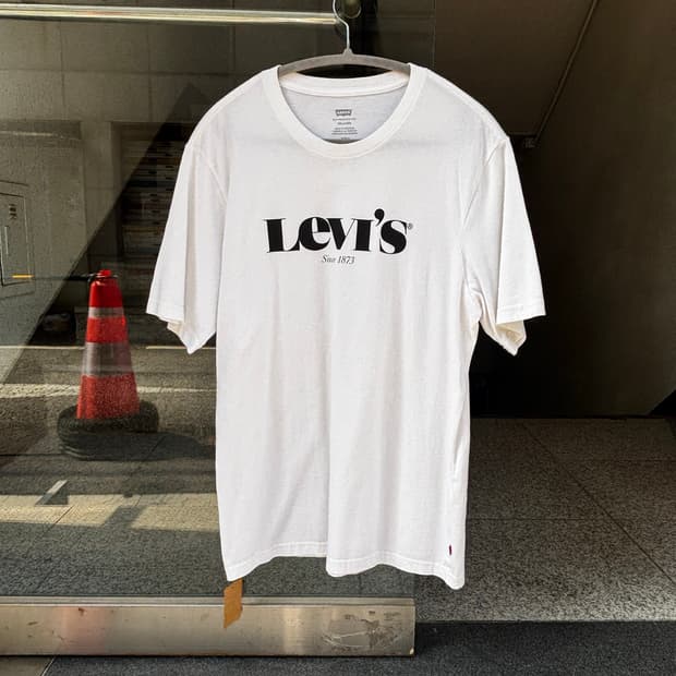 리바이스 릴렉스 핏 반팔 티셔츠