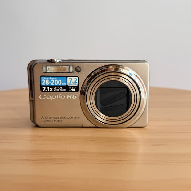 (민트급 / 풀박스 세트)RICOH Caplio R6 실버 빈티지디카