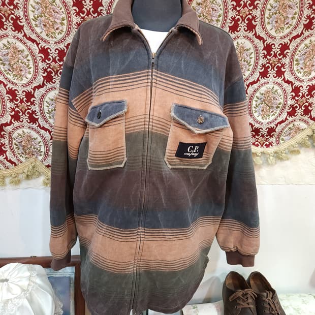 cp 컴퍼니 90s 스트라이프 누빔점퍼 