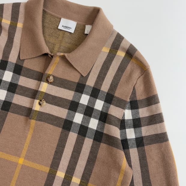 BURBERRY 버버리 신형 노바체크 3버튼 카라 반팔 니트