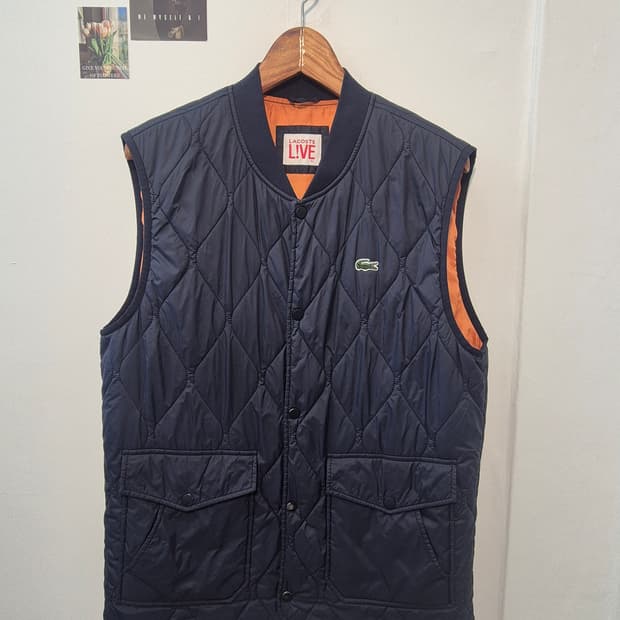 라코스테 라이브 퀼팅 조끼입니다 54
사이즈 