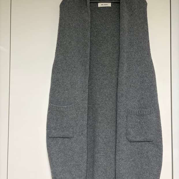 밀스튜디오 롱 니트 조끼 그레이 free size