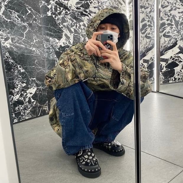 [42] 토가 비릴리스 스터드 뮬