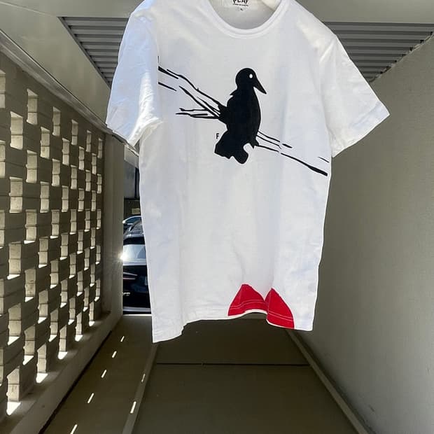 Comme des Garçons PLAY 'Crows' Graphic T
