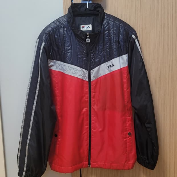 휠라 트로페오 바람막이 레드 105