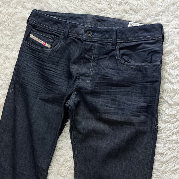 디젤(Diesel) 자티니(Zatiny) 0088Z 인디고 부트컷 데님