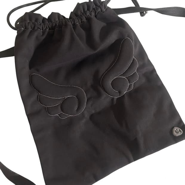 코이세이오 스부 엔젤 윙 패딩 슈케이스 콜라보 