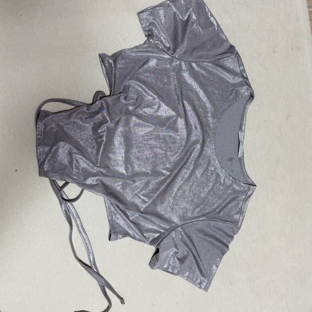 코잔타 실버 글리터 티셔츠