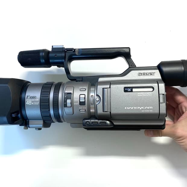 소니 DCR-VX2100 6mm 디지털 캠코더