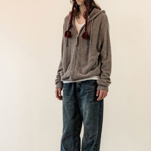 더바이닐하우스 ROUND POCKET KNIT ZIP-UP GREY