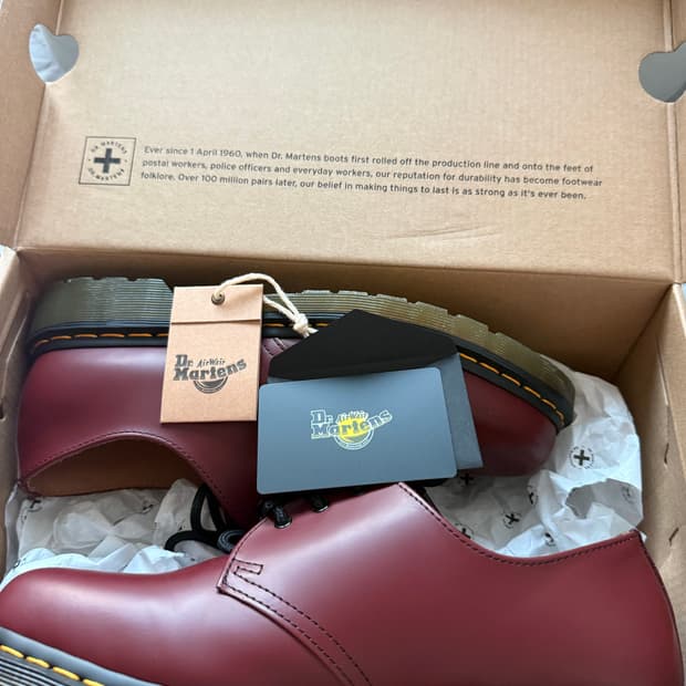 닥터마틴 1461 체리레드 270 새상품