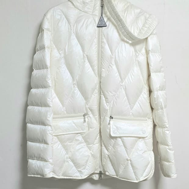 (급처)몽클레르 셰리냥 패딩