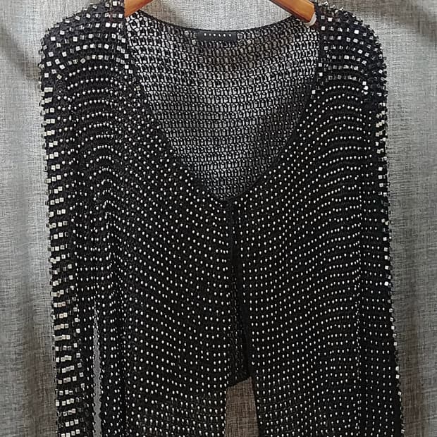 SISLEY 시슬리 스터드 비즈 가디건/블랙