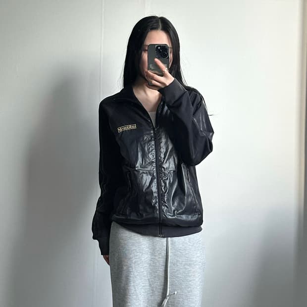 아디다스 파이어버드 골드 나일론 블랙 져지 