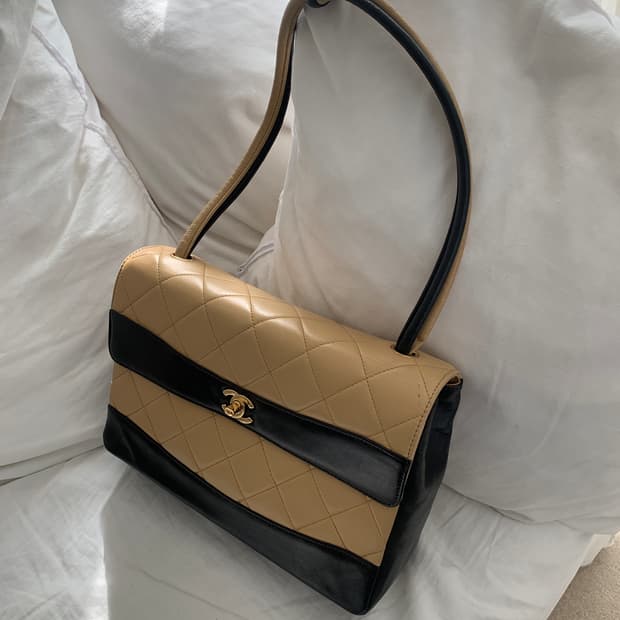 샤넬 투톤 숄더백