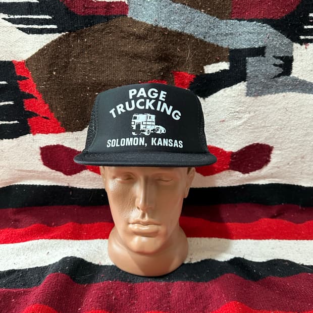 [빈티지] •Vintage Page Trucker Cap .8