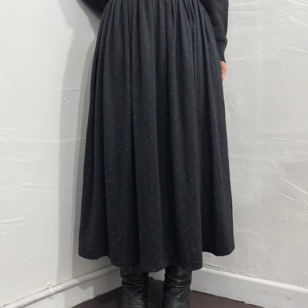 dot skirt