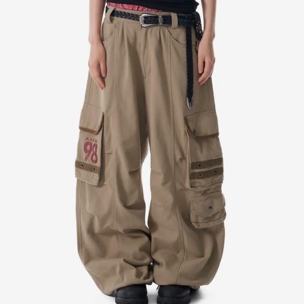 아캄 98 Knee Pin-Tuck Contrast Cargo Pants