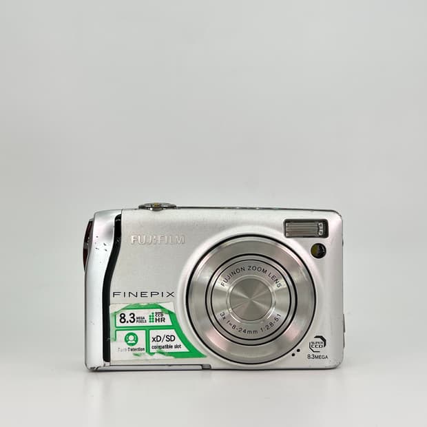 후지필름 파인픽스 FUJIFILM FinePix F40fd 실버