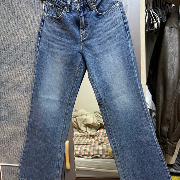 중청 부츠컷 데님