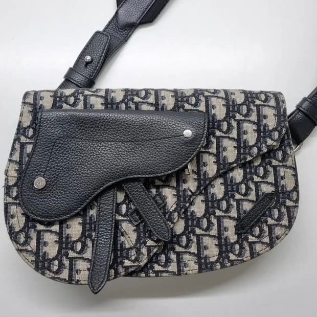 디올 오블리크 새들 메신저백