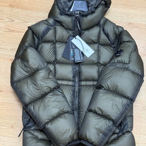 cp컴퍼니 dd쉘 올리브 나이트