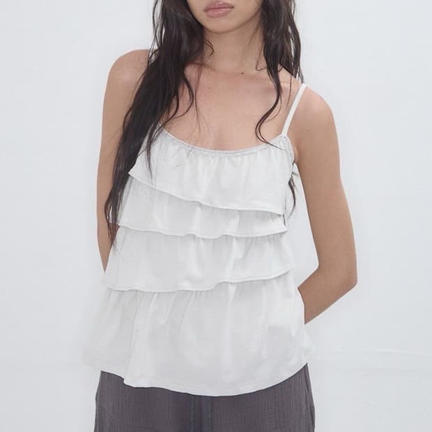 익스파이어드걸  Unbalanced Frill Cami Mist 나시