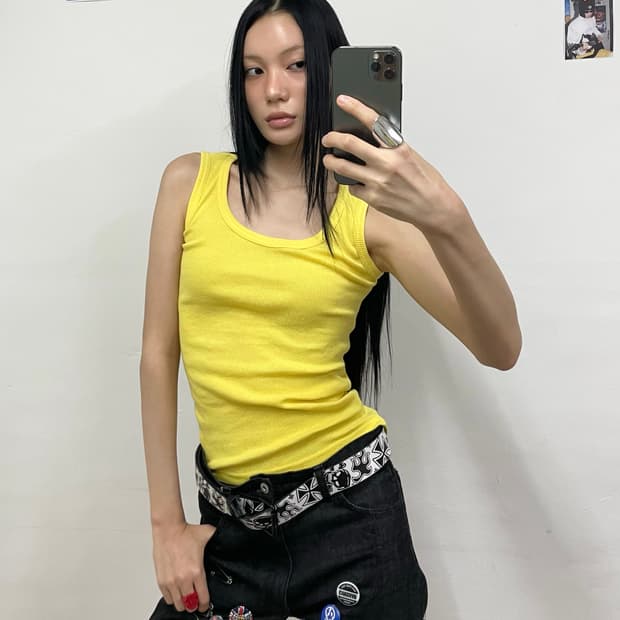 Basic yellow sleeveless