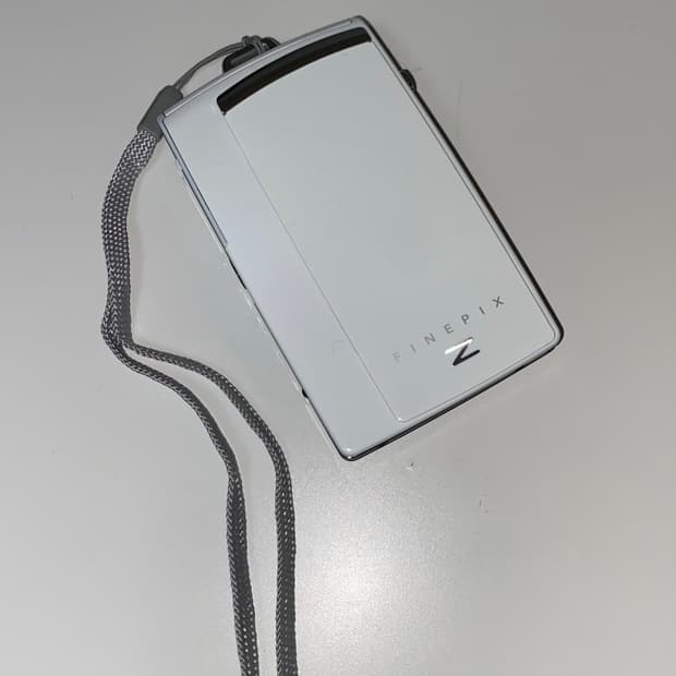 후지필름 파인픽스 Finepix z1100exr