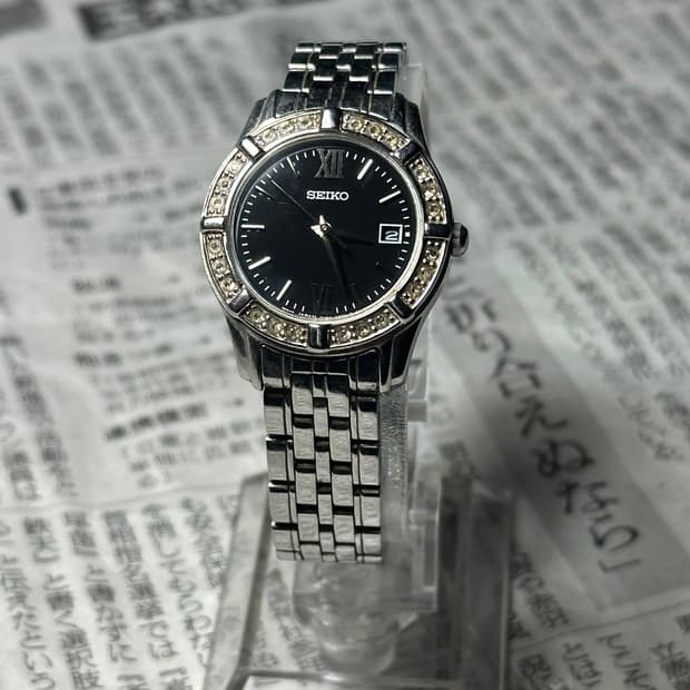 SEIKO quartz woman
