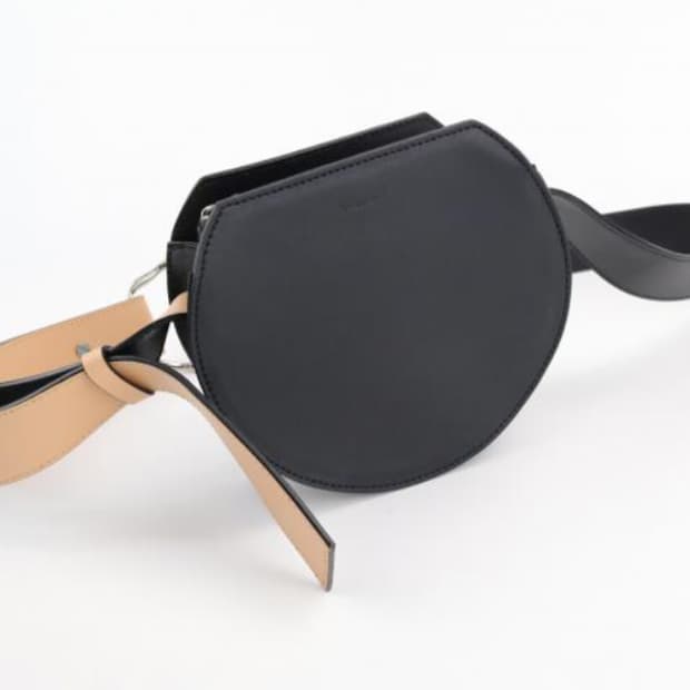 피코먼트 크로스백