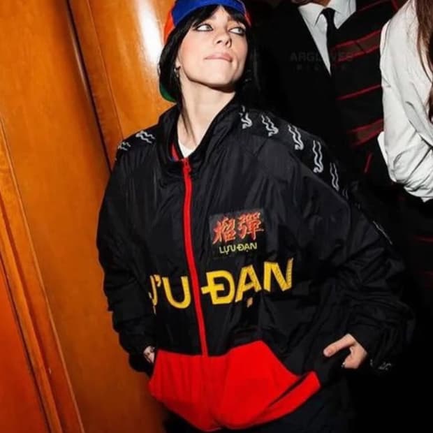 Lu’u Dan jacket 초판 