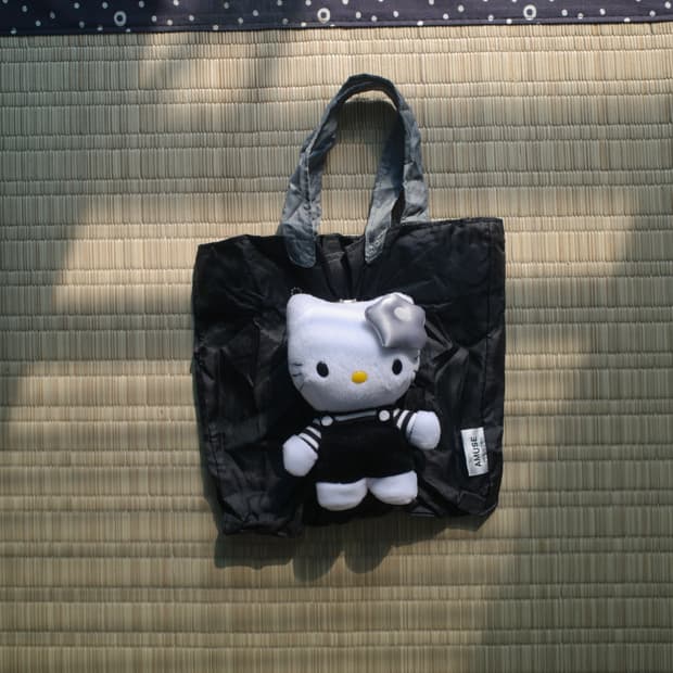 헬로키티 실버 에코백 봉제 인형