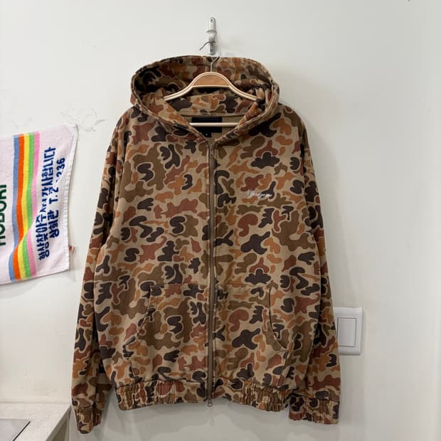 401. 예스아이씨 카모 후드집업