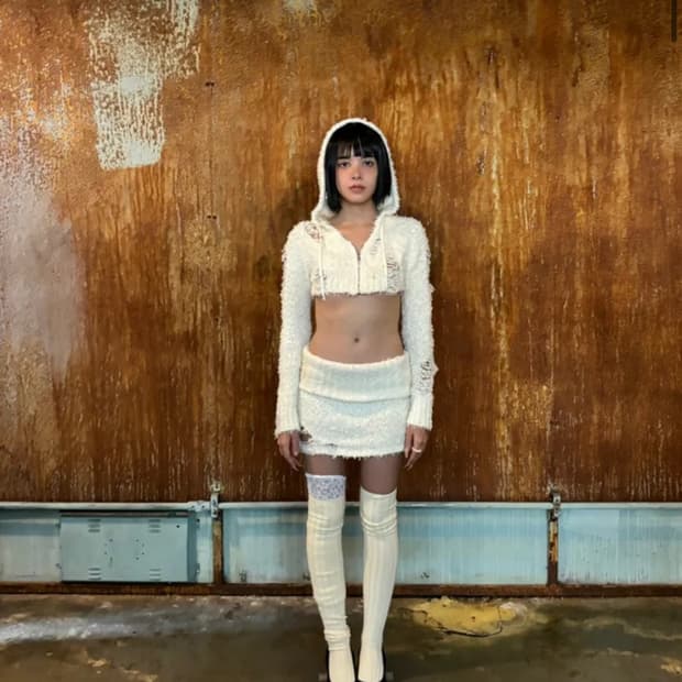 Bn from 비엔프롬 데미지 니트 후드집업 스커트 세트 일괄 판매