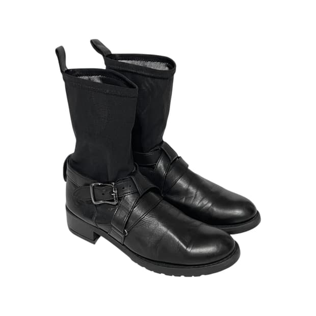 히로코 코시노 레이어드 엔지니어부츠