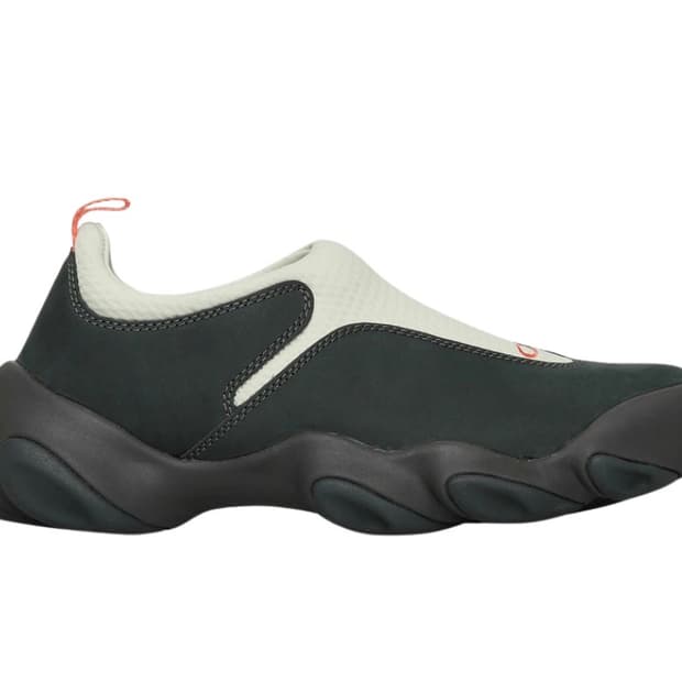 오클리 팩토리 팀 x 브레인 데드 플래시 스니커즈 메도우 스카랍