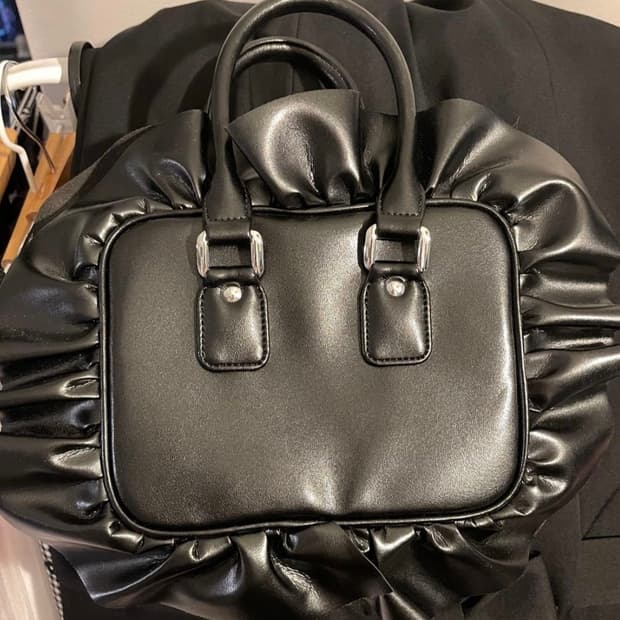 comme des garcons 프릴백