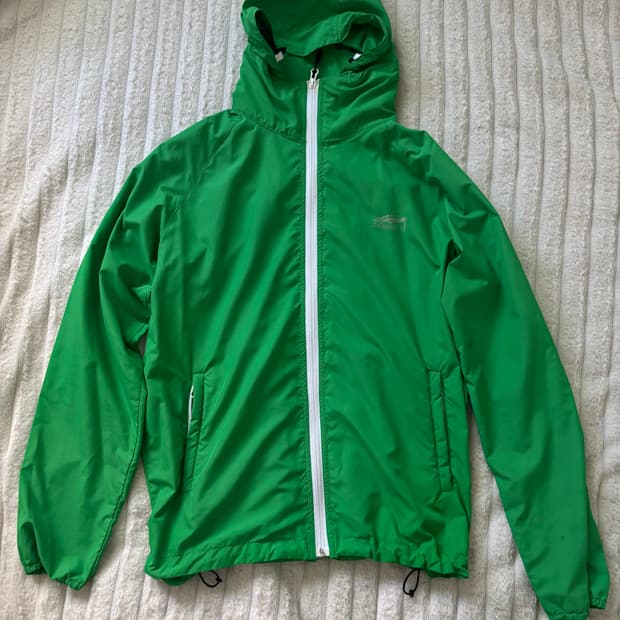 스투시 바람막이